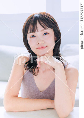 Beauty image of young women Beauty image of young women 132295147