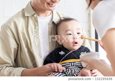 寶寶的第一餐 132295836