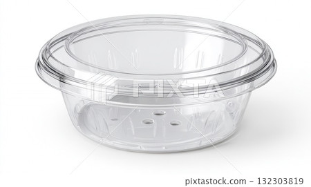 Clear plastic disposable food container with hinged dome lid on white background. Transparent takeout bowl for salads, meals and deli items with secure closure and ventilation holes 132303819