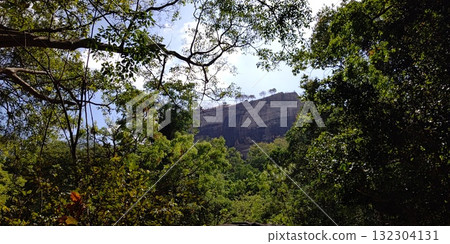 Sigiriya Rock [Sri Lanka] 132304131