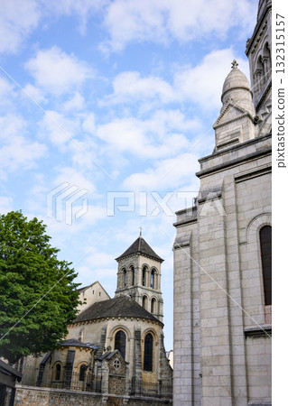 Sacre Coeur Basilica architecture in Montmartre Paris 132315157