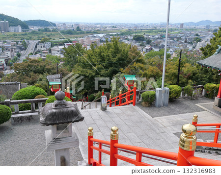 Ashikaga Orihime Shrine Approach October 132316983