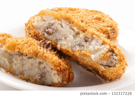 [Yamagata Prefecture] Yonezawa Beef Croquettes 132317226