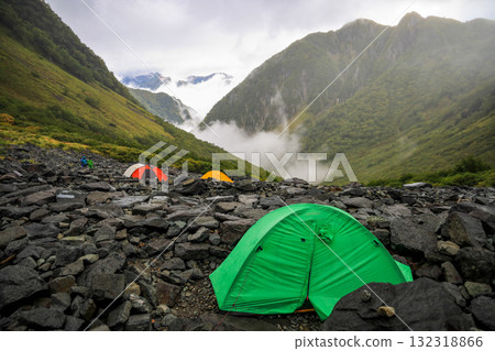 北阿爾卑斯的秋天：唐澤冰斗、露營地、橫尾溪谷 132318866