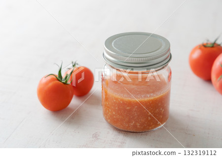 番茄和瓶裝番茄曲霉 132319112