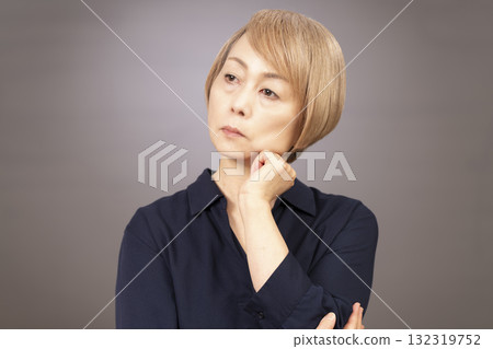 Negative senior woman Negative senior woman 132319752
