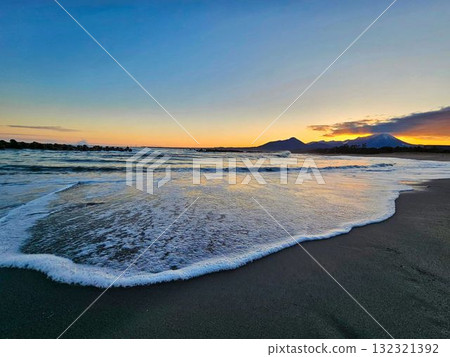 beautiful beach sunset beautiful beach sunset 132321392