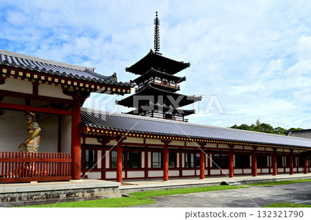 Yakushiji Central Gate and East Tower Yakushiji Central Gate and East Tower 132321790