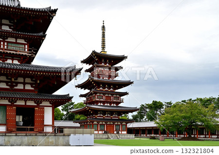Yakushiji Temple Kendo和西塔 Yakushiji Temple Kendo和西塔 132321804
