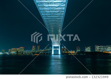 Rainbow Bridge and Odaiba night view (night view from Shibaura Minamifuto Park) Rainbow Bridge and Odaiba night view (night view from Shibaura Minamifuto Park) 132321949