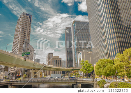 大阪淀屋橋與中之島週邊的城市景觀 大阪淀屋橋與中之島週邊的城市景觀 132322853