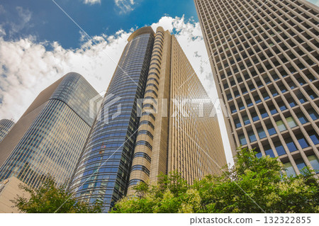 Cityscape around Yodoyabashi and Nakanoshima in Osaka 132322855
