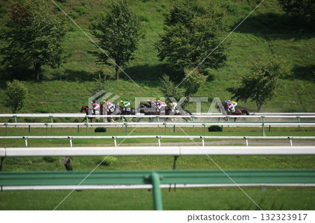 Morioka Racecourse is bustling under the summer sky 132323917