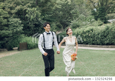 Garden wedding photos Garden wedding photos 132324298