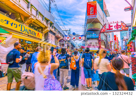Tokyo cityscape in Japan XFG stocks... Typhoon passes... Inbound tourism continues... Ameyoko is bustling with foreign tourists like a "foreign country" Tokyo cityscape in Japan XFG stocks... Typhoon passes... Inbound tourism continues... Ameyoko is bustling with foreign tourists like a "foreign country" 132324432