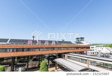 秋田縣秋田市秋田機場天氣晴朗 132325067