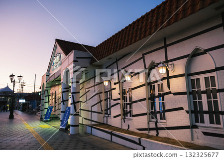 [Uno area, Okayama Prefecture] Night view of a station in a rural town 132325677