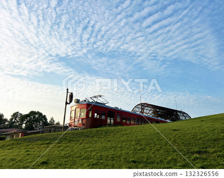 紅色火車 132326556