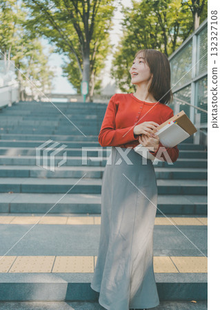 female college student, College Student, college student 132327108