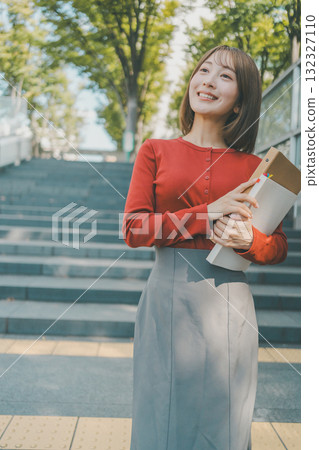 female college student, College Student, college student 132327110