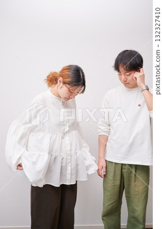 面對面的夫婦，孕婦，孕婦 132327410