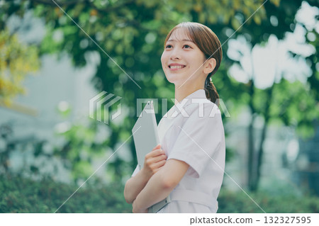 一名女護士的肖像 一名女護士的肖像 132327595