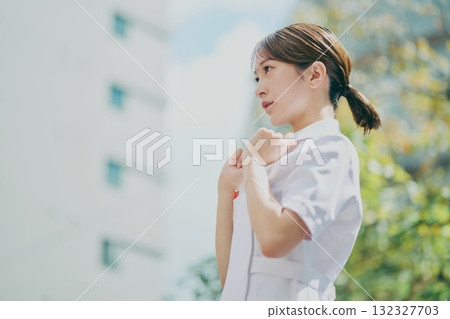 一名女護士的肖像 132327703