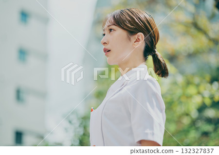 一名女護士的肖像 一名女護士的肖像 132327837
