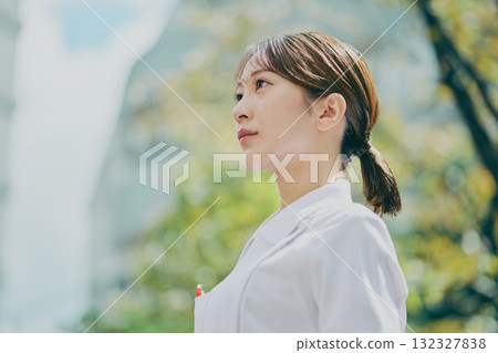Portrait of a female nurse Portrait of a female nurse 132327838