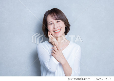 美女形象高級女人肖像 美女形象高級女人肖像 132329302