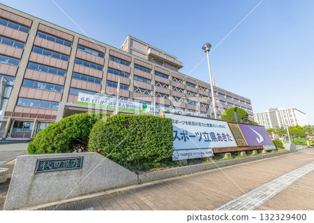 秋田縣秋田市秋田縣政府辦公室在晴天 132329400