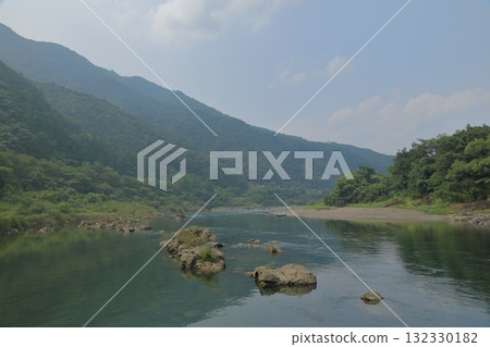 The clear waters of the Shimanto River seen from Chosei Submerged Bridge 132330182