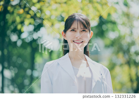 女醫生肖像 女醫生肖像 132331226