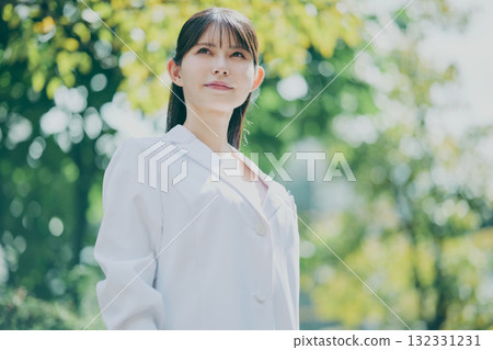 女醫生肖像 132331231