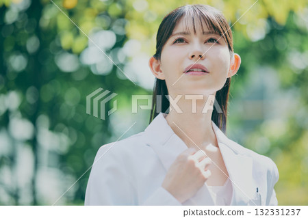 Female doctor portrait Female doctor portrait 132331237