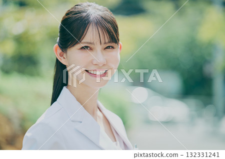 女醫生肖像 女醫生肖像 132331241