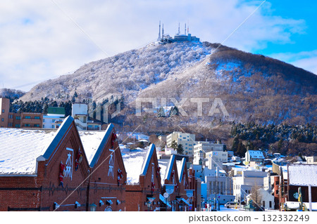 冬季函館紅磚倉庫群函館山 冬季函館紅磚倉庫群函館山 132332249