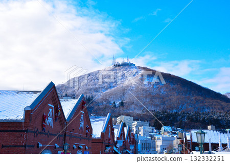 冬季函館紅磚倉庫群函館山 冬季函館紅磚倉庫群函館山 132332251
