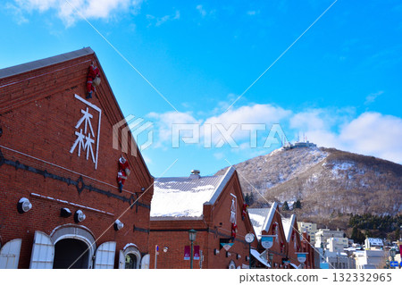 Winter Hakodate Red Brick Warehouses Mount Hakodate Winter Hakodate Red Brick Warehouses Mount Hakodate 132332965