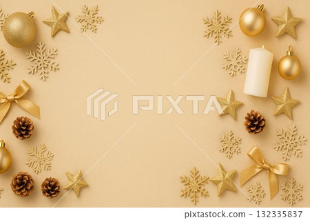 灰色背景與金飾和金色框架 132335837