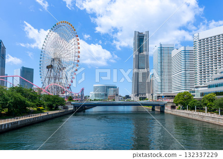 View of Yokohama Minato Mirai's Ferris wheel and Landmark Tower 132337229