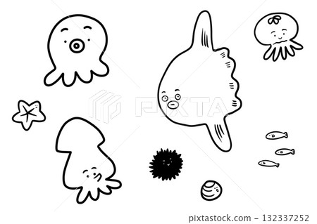 Cute and laid-back sea creatures 132337252
