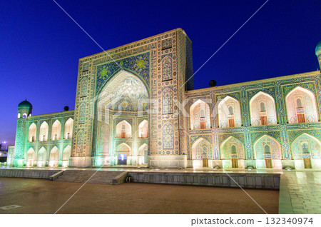 Beautiful night view of Registan Square in Samarkand, Uzbekistan Beautiful night view of Registan Square in Samarkand, Uzbekistan 132340974