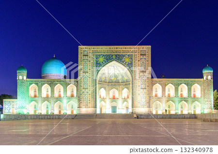 Beautiful night view of Registan Square in Samarkand, Uzbekistan Beautiful night view of Registan Square in Samarkand, Uzbekistan 132340978