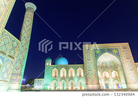 Beautiful night view of Registan Square in Samarkand, Uzbekistan Beautiful night view of Registan Square in Samarkand, Uzbekistan 132340984