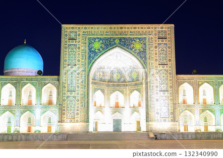 Beautiful night view of Registan Square in Samarkand, Uzbekistan Beautiful night view of Registan Square in Samarkand, Uzbekistan 132340990