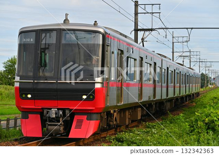3300 series 3314 train running on the Komaki Line as a substitute for a train breakdown 132342363