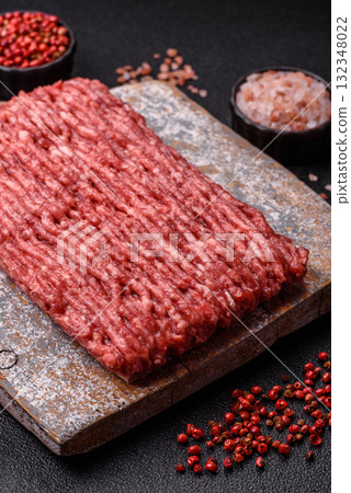 Raw minced beef or pork, ground meat for burgers. Raw minced meat 132348022