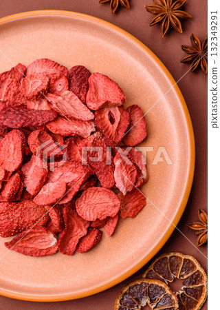 Dried sublimated slices of strawberry as an ingredient for sweet desserts. Dried strawberry Dried sublimated slices of strawberry as an ingredient for sweet desserts. Dried strawberry 132349291
