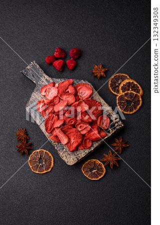 Dried sublimated slices of strawberry as an ingredient for sweet desserts. Dried strawberry 132349308